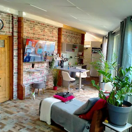 Magnifique Studio Dans La Verdure